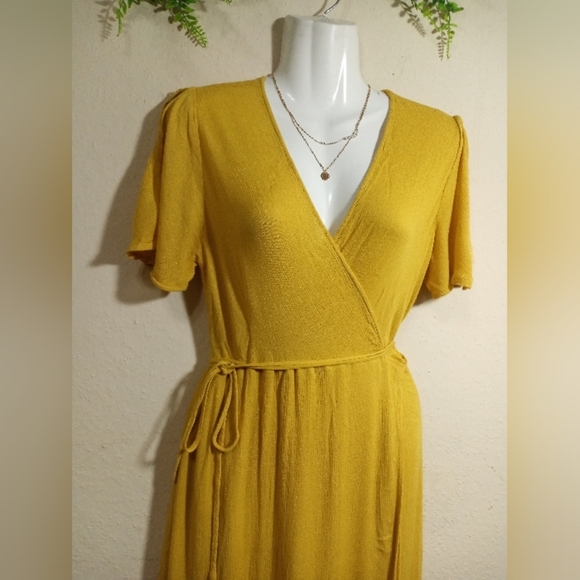 Lulu's Yellow Flutter Sleeve Maxi Gown - Picture 7 of 9